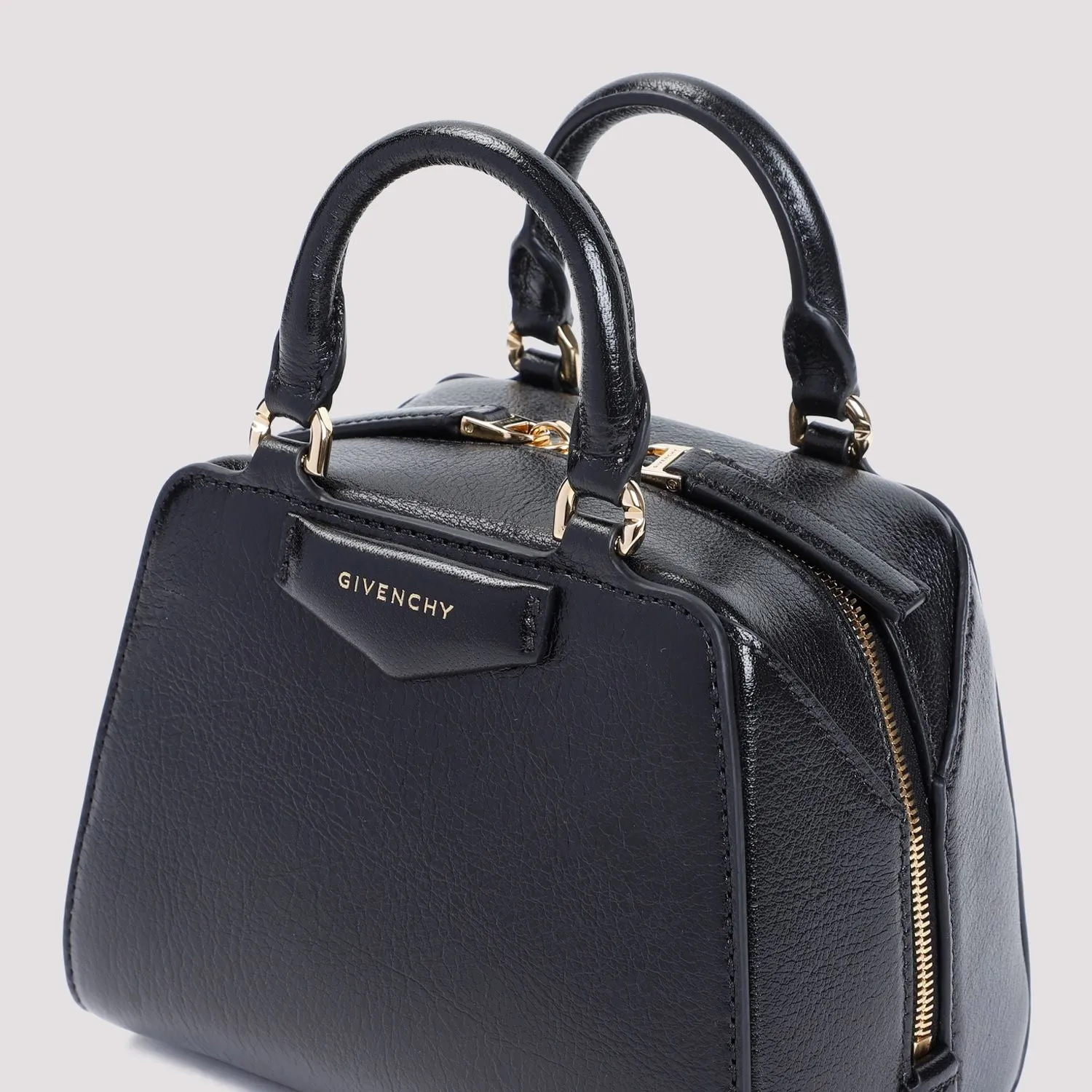 ANTIGONA CUBE NANO LEATHER CROSSBODY BAG