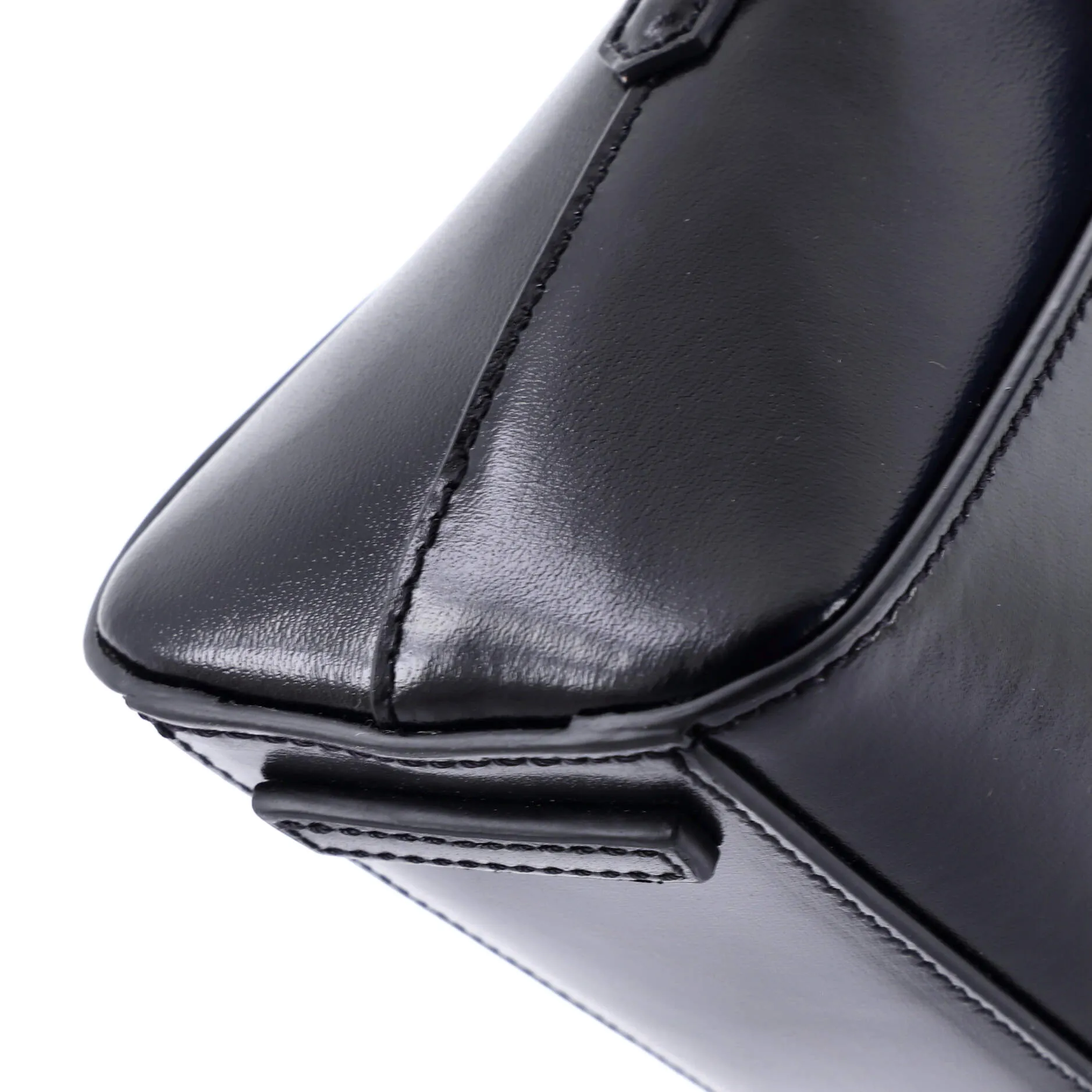 Antigona Stretch Bag Leather Mini