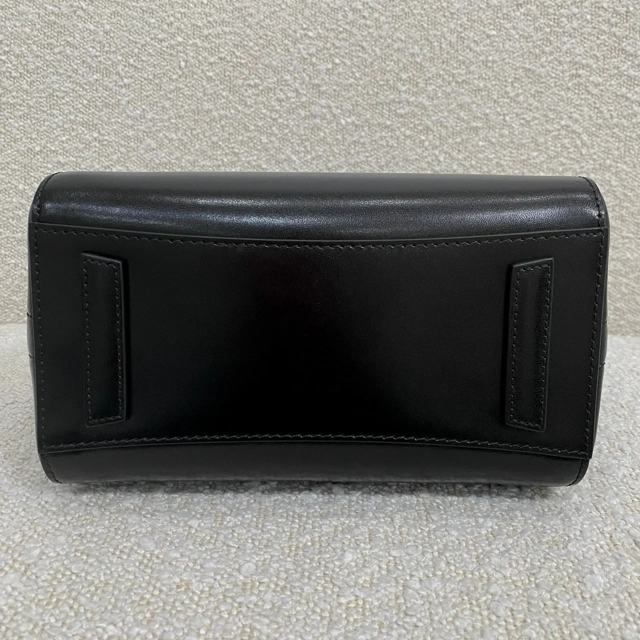 Givenchy Antigona in black Box leather