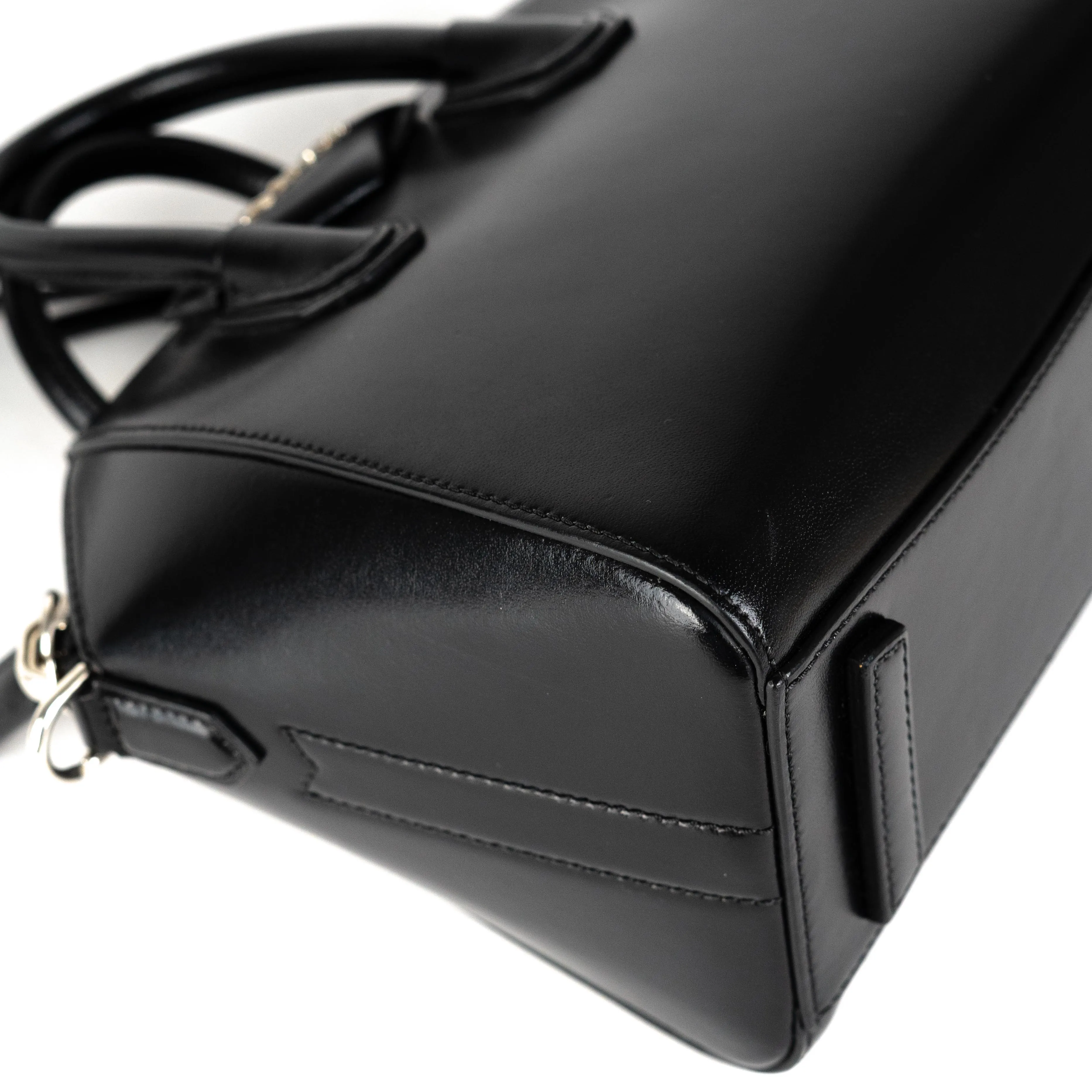 Givenchy antigona mini black