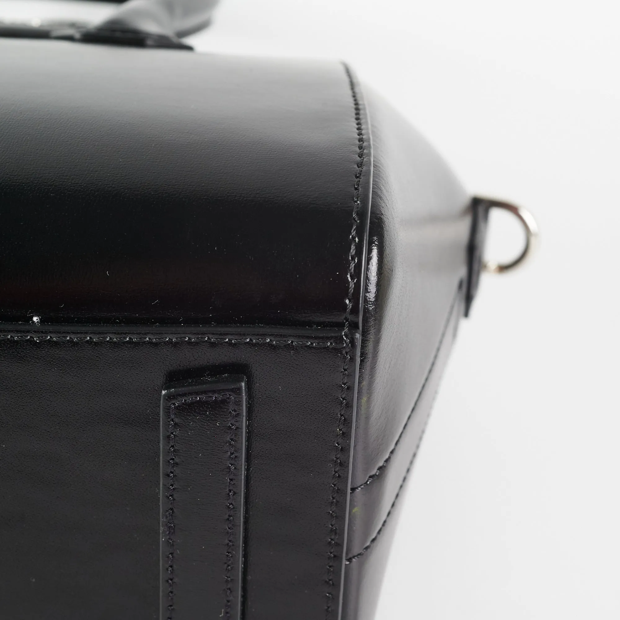 Givenchy Mini Antigona Smooth Leather Black
