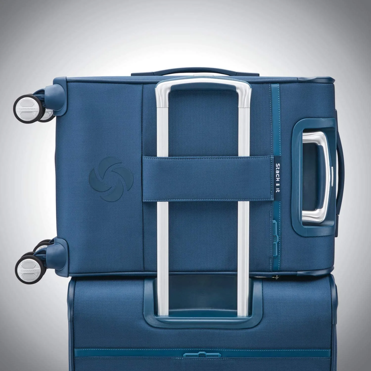 Samsonite Solyte DLX Carry-on Expandable Spinner