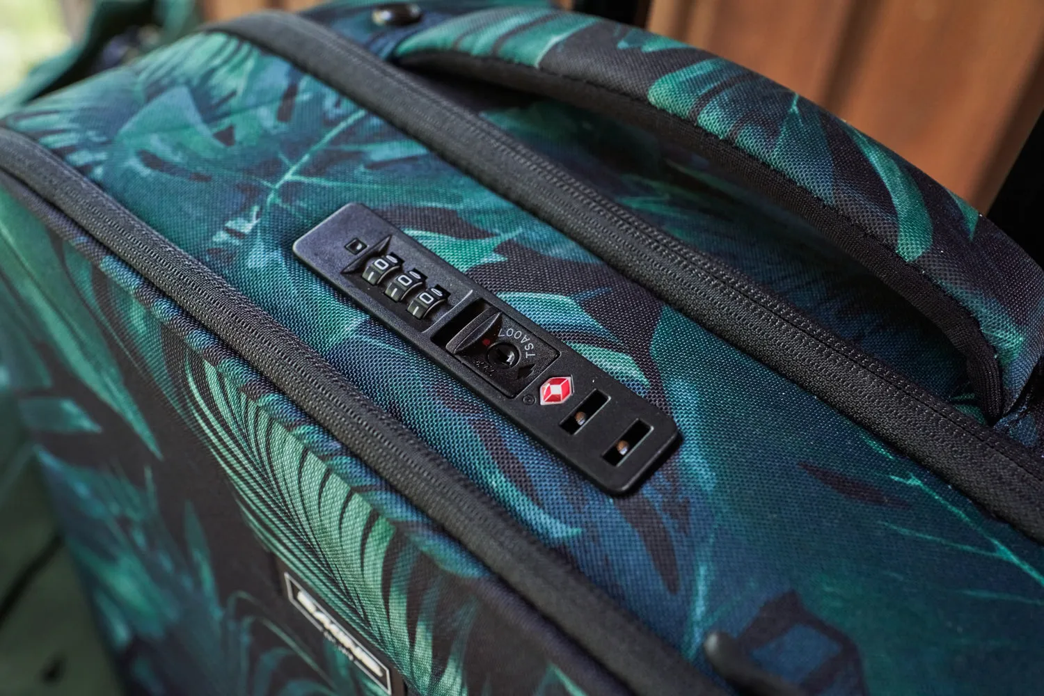 Verge Carry On Spinner 30L